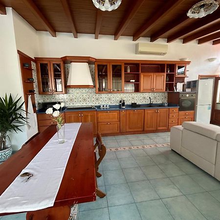 Casa Luna ليباري المظهر الخارجي الصورة